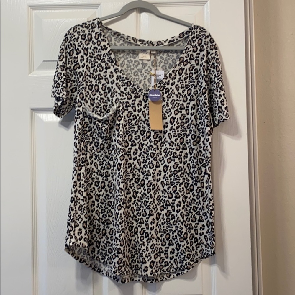 Cheetah print V-neck shirt